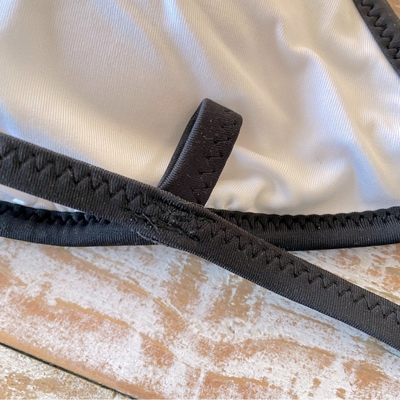 đź‘™VOLCOM Collage Dropout Triangle Top Onlyđź‘™~xl - Picture 12 of 16